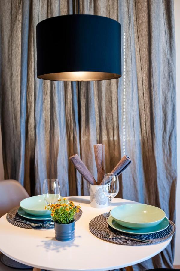 Room And Apartments Antea 로비니 외부 사진