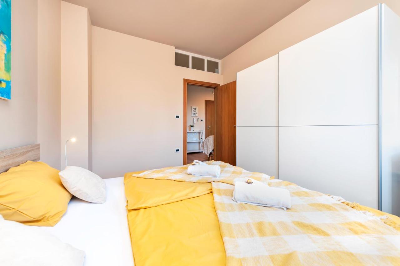 Room And Apartments Antea 로비니 외부 사진