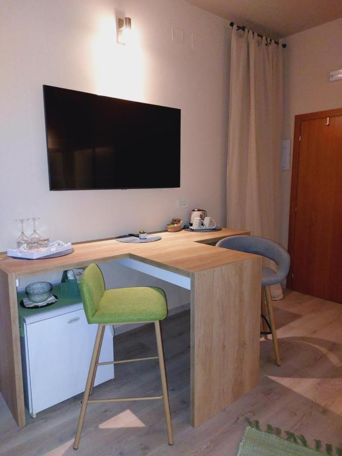 Room And Apartments Antea 로비니 외부 사진